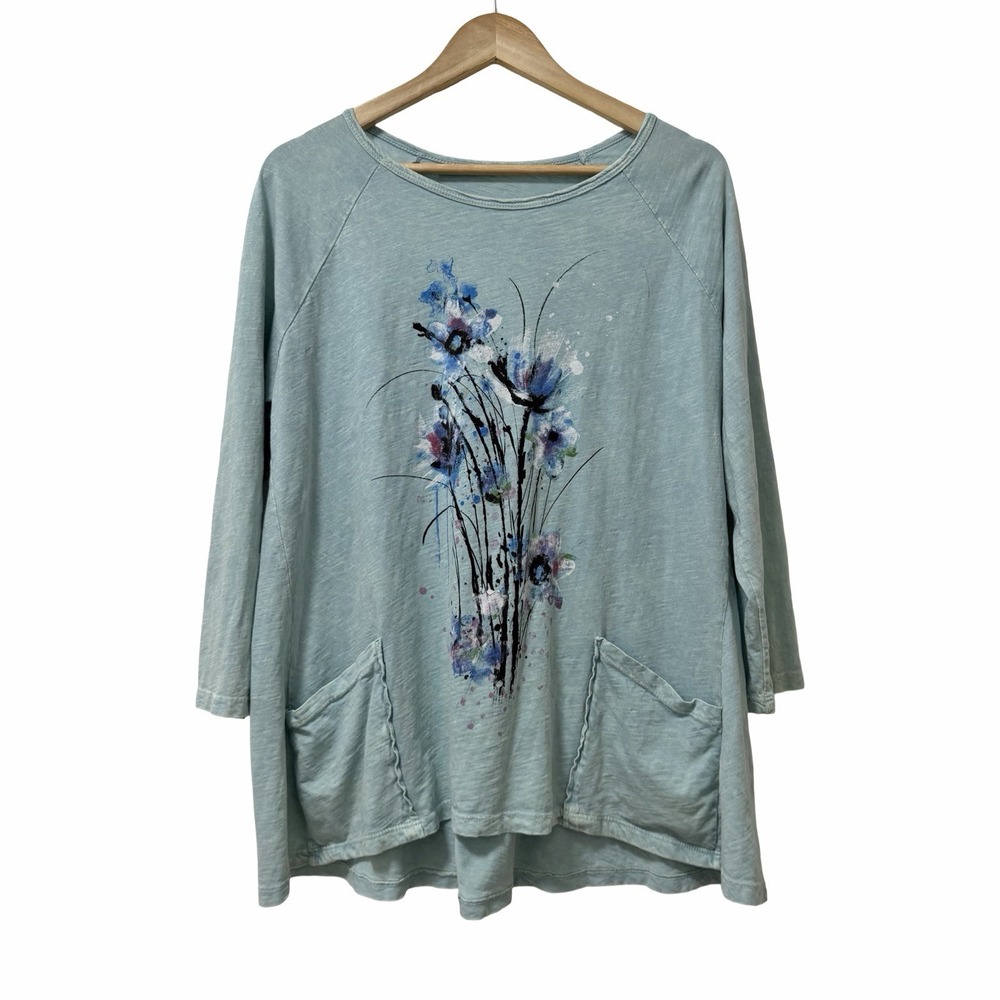 Jess & Jane Mineral Wash Floral 3/4 Sleeve Tunic Top Size M Blue Pockets Artsy